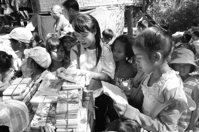 School supplies distribution